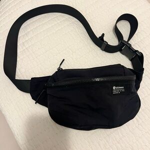 lululemon athletica Black Belt Bag